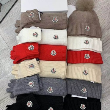 Moncler モンクレールニット帽マフラー手袋3点セットコピーメンズレディースペアブランド冬防寒帽子スカーフ手袋ハイブランド帽子モンクレールメンズブランドニット帽子冬女性ブランド帽子ハット小顔効果
