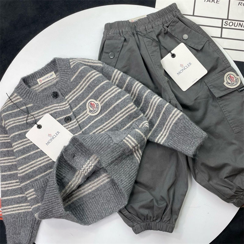 キッズ 女の子男の子ブランドmoncler モンクレール セットアップ 