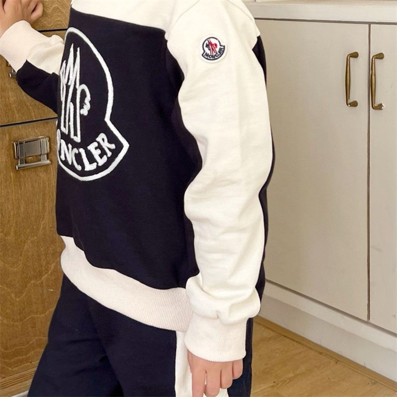 セットアップ上下 セット ボーイズ パーカー スポーツパンツ 上下セットmoncler