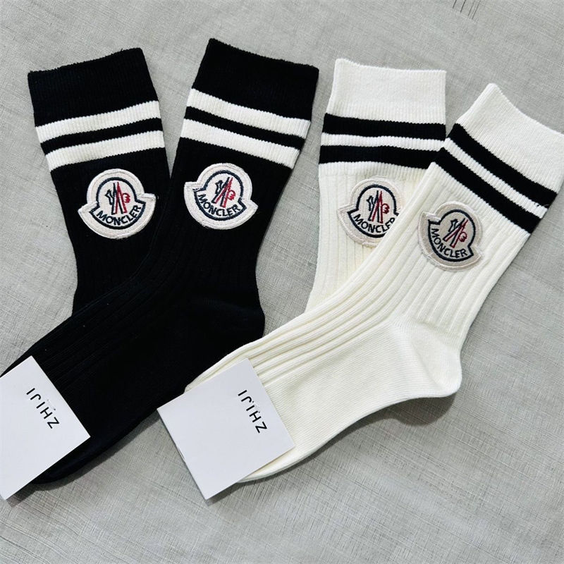 モンクレールレディース 靴下 秋冬 暖かいソックス moncler 